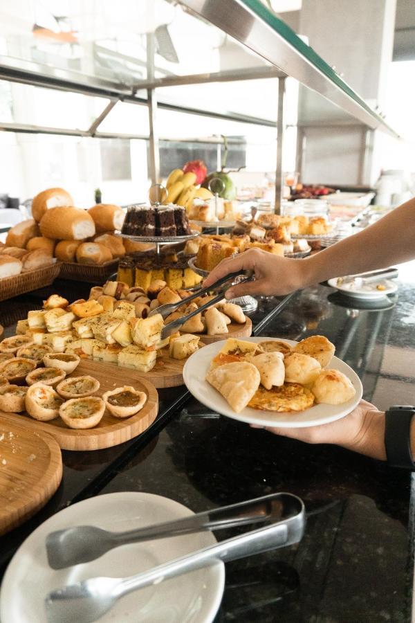 Raf Hotel Умуарама Екстериор снимка