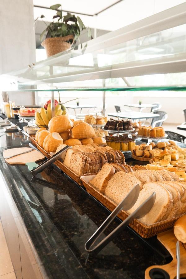 Raf Hotel Умуарама Екстериор снимка